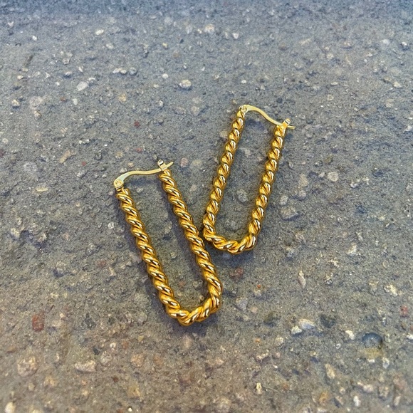 Tidal Ovate Hoop Earrings - Picture 3 of 5